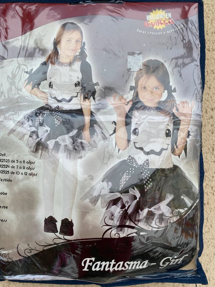 Robe déguisement fantasma neuf 5-6 ans