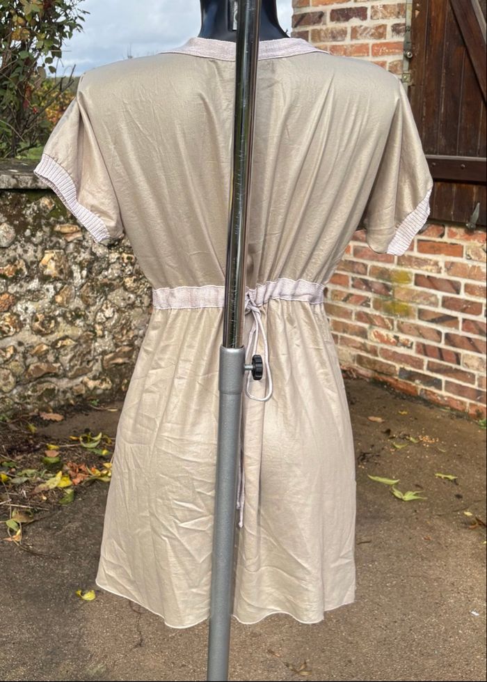 Tunique beige irisée à taille ceinturée • Cocomenthe • T36 - photo numéro 4