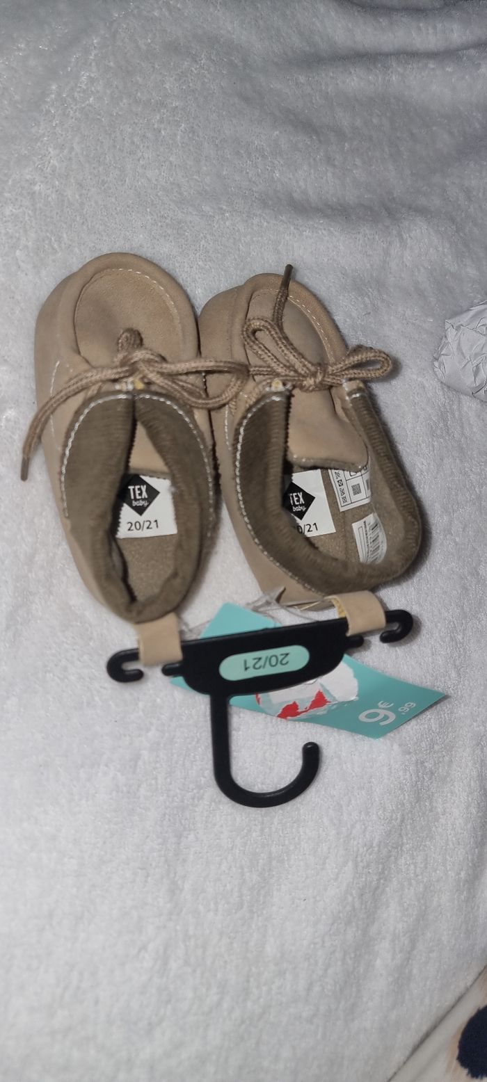 Chaussures souples bébé taille 20/21 - photo numéro 4