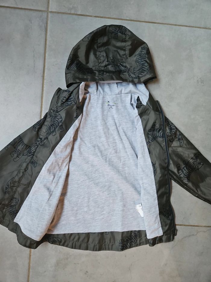 Veste légère coupe vent 5 ans - photo numéro 2