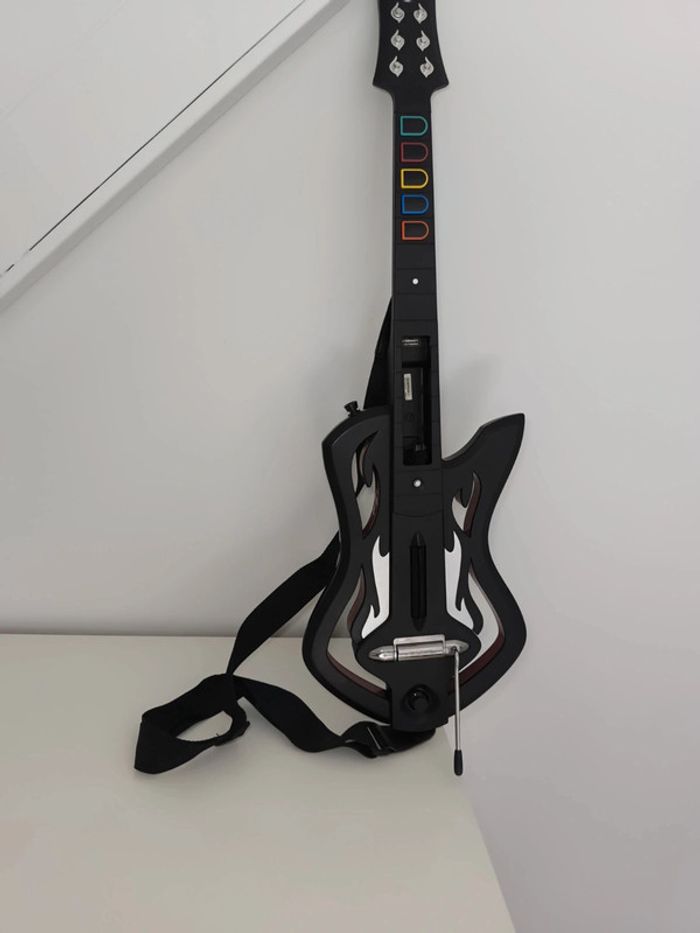 Wii - Guitare hero ( faire offre )
