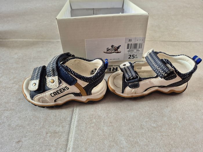 Sandales taille 21 blanches et bleues marines creeks - photo numéro 3