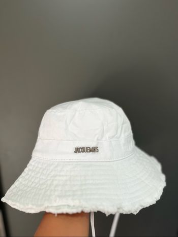 Bob jacquemus blanc neuf
