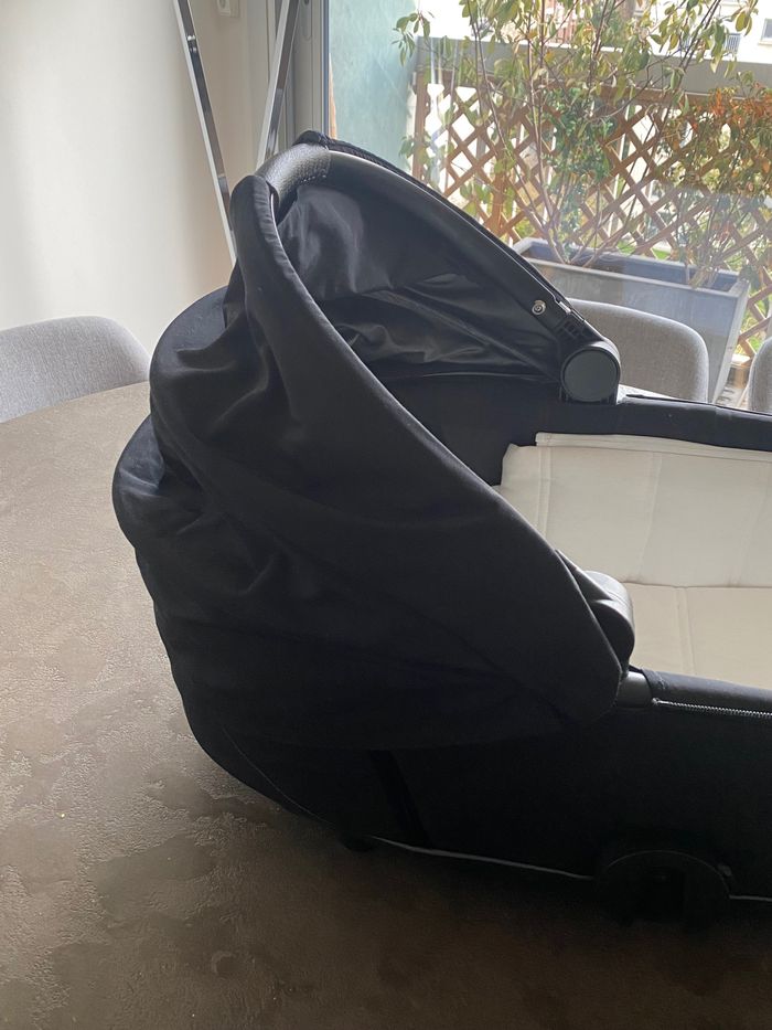 Cybex Nacelle Luxe Mios - Élégance Sepia Black - Comme Neuve ! - photo numéro 4