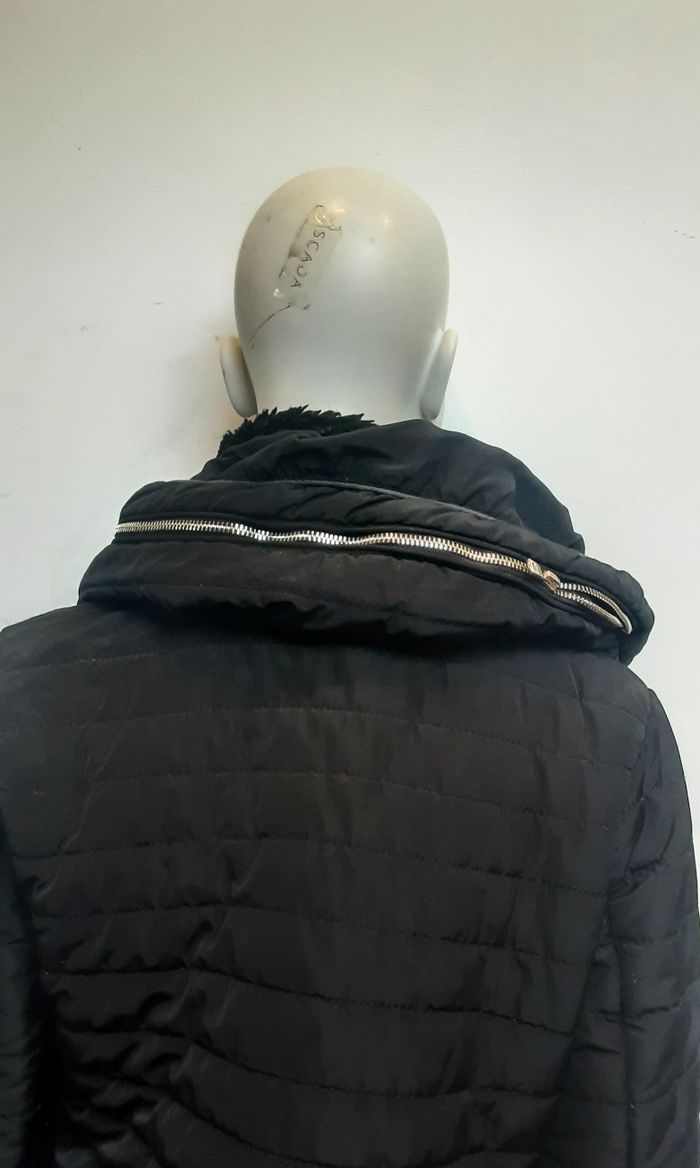 Doudoune  /manteau  chaud noir avec une tirette doré pour femme Taille 36 Only Fashion - photo numéro 7