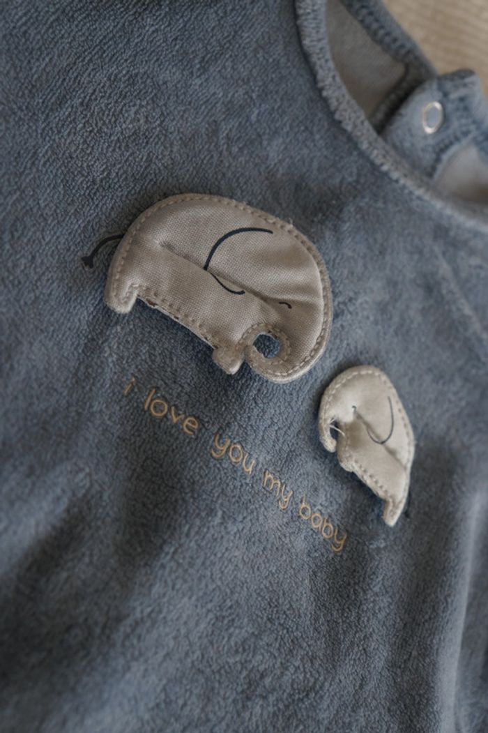Pyjama elephant 6 mois - photo numéro 2