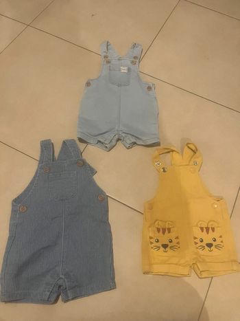 3 salopette taille 6 mois
