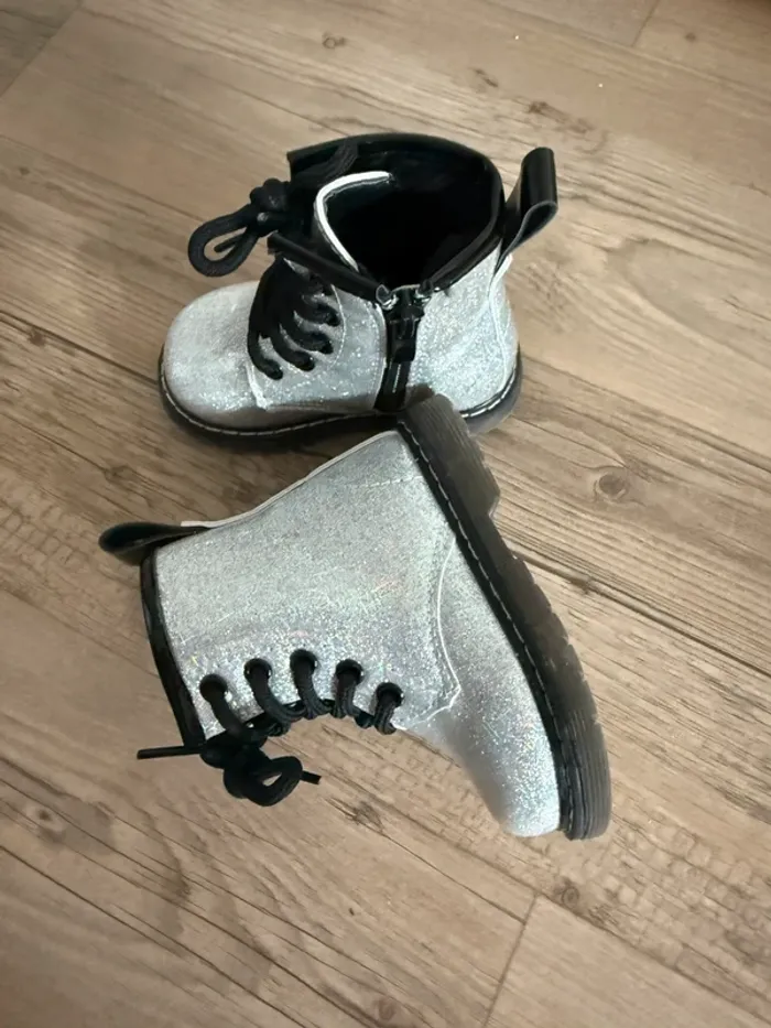 Bottines brillantes - photo numéro 3
