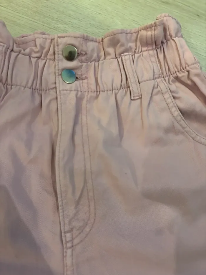 Short taille haute rose H&M, taille 34 🌸 - photo numéro 2