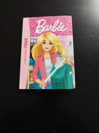 Livre barbie styliste