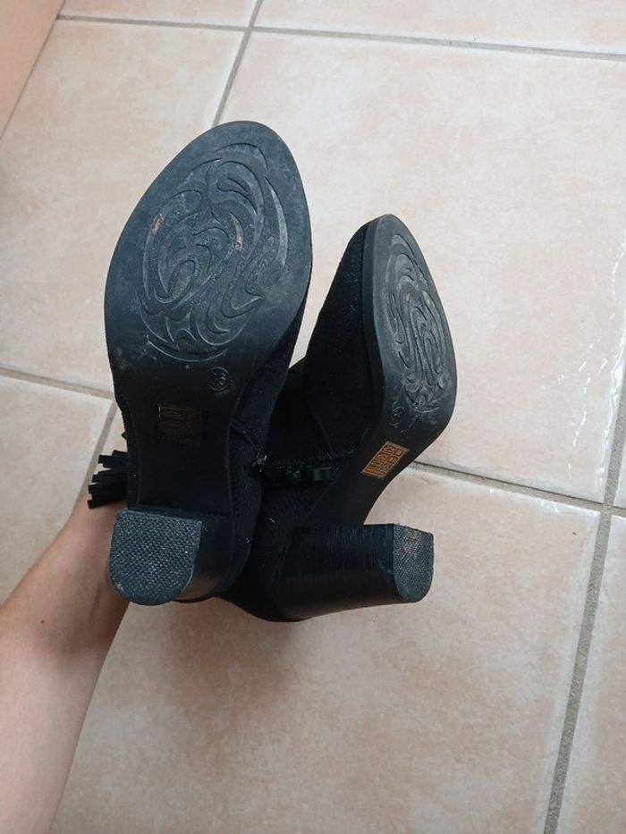 Bottines a talons - photo numéro 2