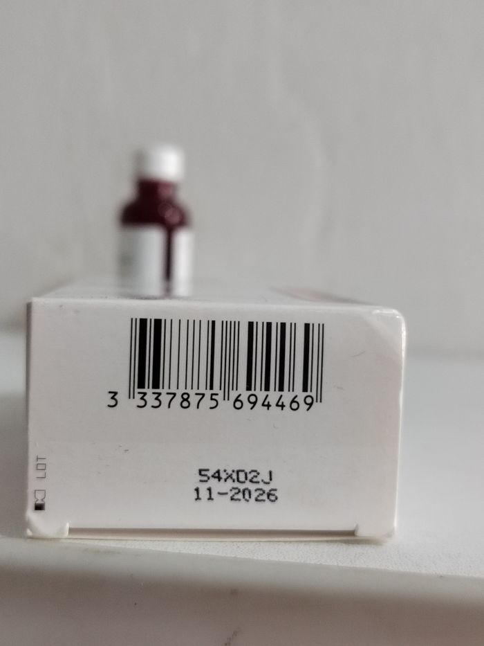Sérum concentré anti rides La Roche Posay Retinol B3 régénérant resurfacant - photo numéro 5