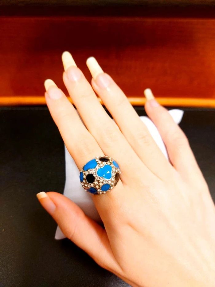 Magnifique bague fantaisie style vintage couleur bleu et noir