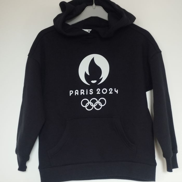 Sweat à capuche fille 5/6ans Neuf JO Paris 2024
