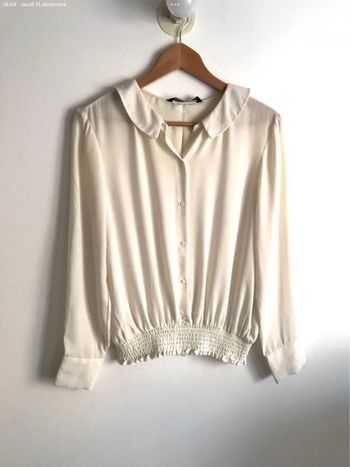 Blouse Zara Basic fluide crème à col Claudine taille S