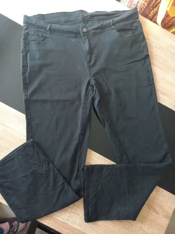 Pantalon noir femme T48