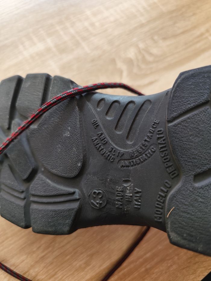 Chaussures de sécurité 43 - photo numéro 4