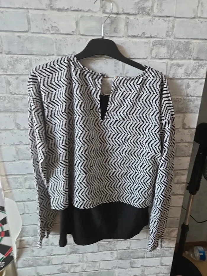 Blouse blanche porte taille M - photo numéro 4