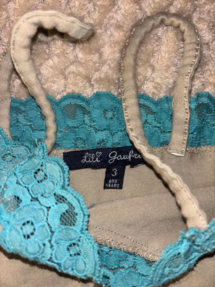 Top à bretelles Lili Gaufrette – dentelle turquoise - photo numéro 2