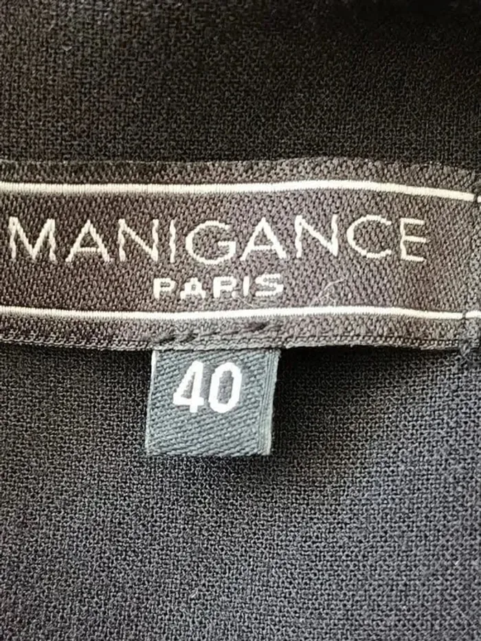 Blazer noir Manigance ,coupe cintrée ,ouverte ,motifs bord métallique - photo numéro 4
