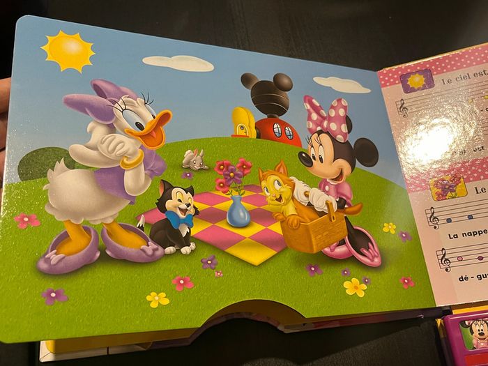 Livre Minnie - Je joue au piano avec Minnie. - photo numéro 6
