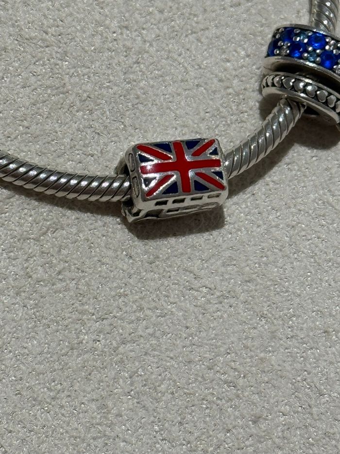 Charm Bus Londonien Drapeau Anglais - photo numéro 2