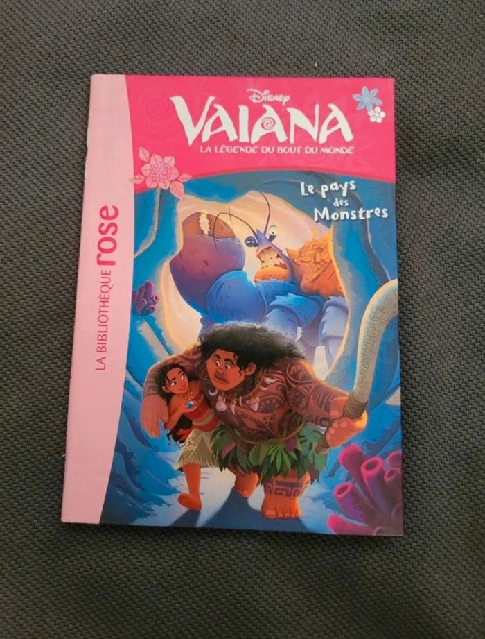 Livre vaiana le pays des monstres