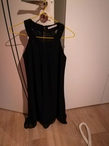 Robe col paillettee