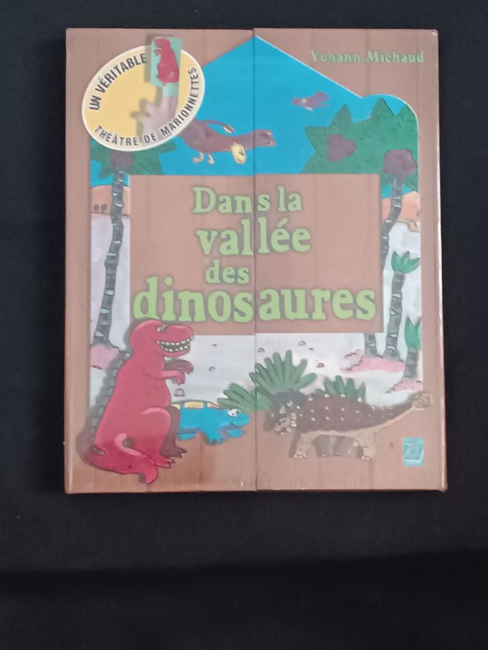 Théâtre dinosaure - photo numéro 2