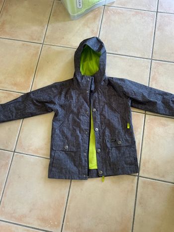 Manteau parka avec veste amovible/reversible queshua 10 ans