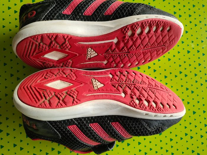 Basket adidas 31 - photo numéro 2