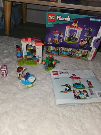🧱 LEGO Friends 41753 – Stand à gâteaux – Avec boîte & notice – Pièces manquantes