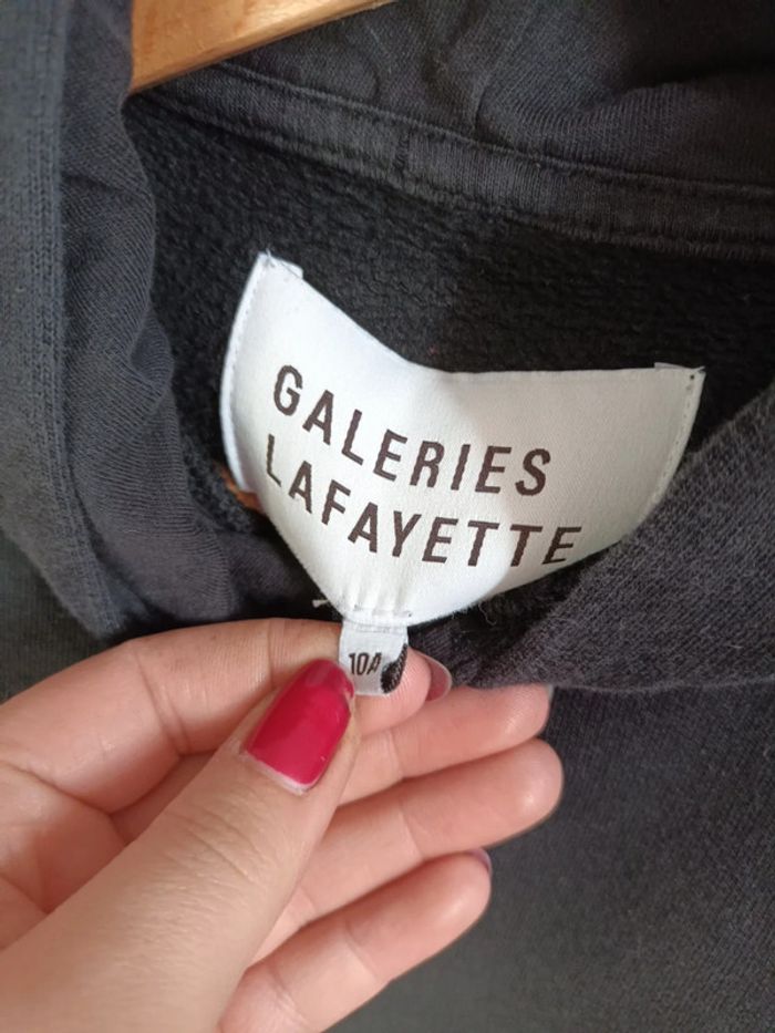 Sweat 10A - photo numéro 2