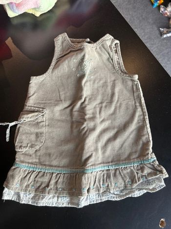 Robe kaki