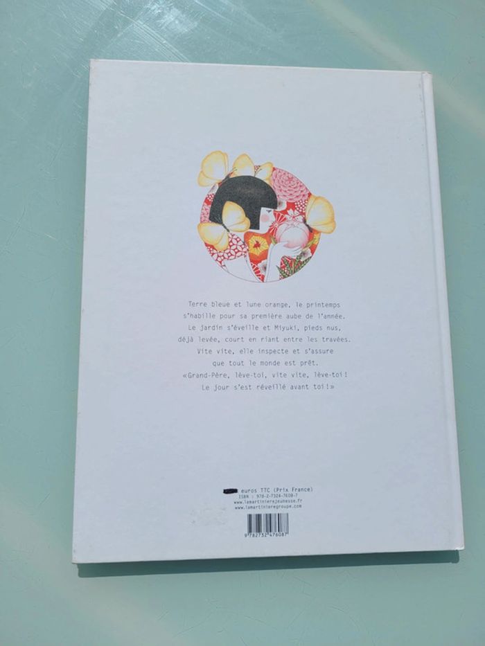 Livre grand format : Attends Miyuki, De la martinière jeunesse - photo numéro 9