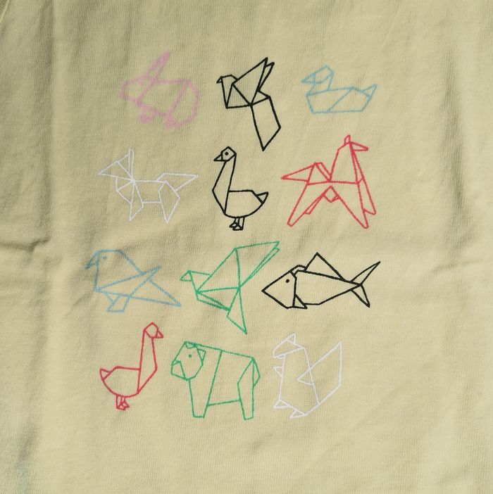 Lot 3 tee-shirt 👣 fille, 9 mois - photo numéro 2