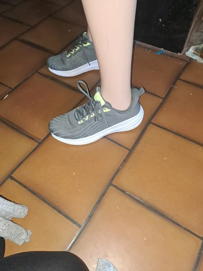 Basket taille 43 homme - photo numéro 2