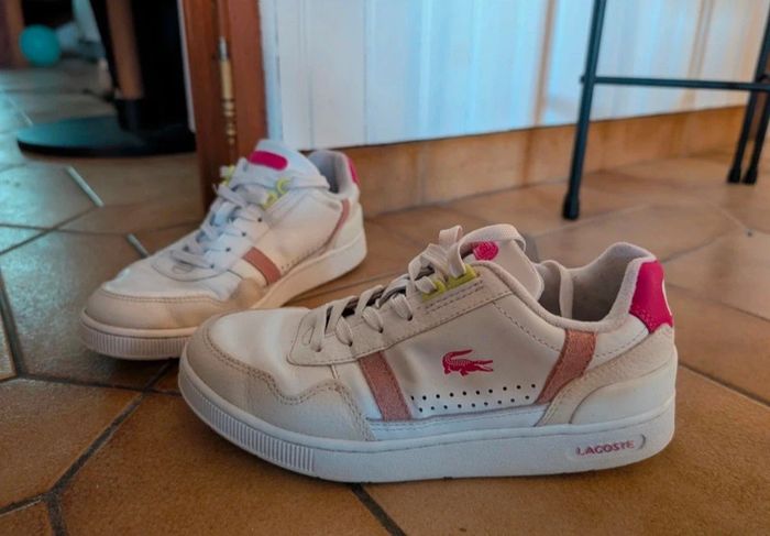 Baskets femme Lacoste pointure 37 - photo numéro 3