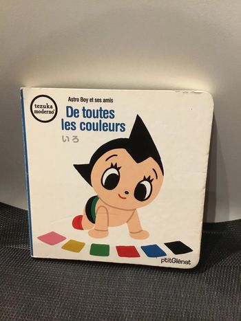 Astro Boy et ses amis livre enfants de toutes les couleurs