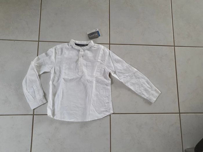 Chemise ML garçon blanche 8 ans Neuf LC1 - photo numéro 2