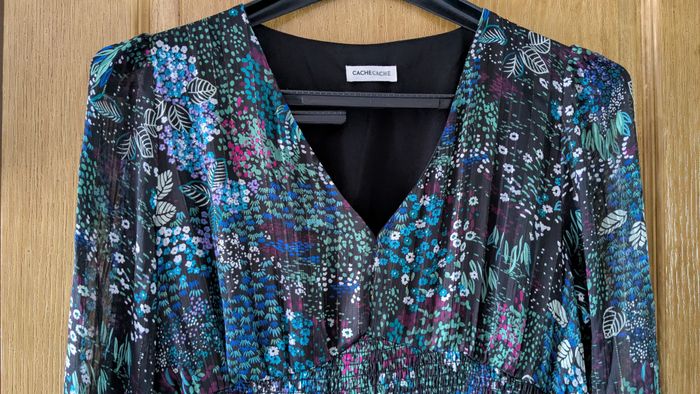 Robe longue à manches longues. - photo numéro 3