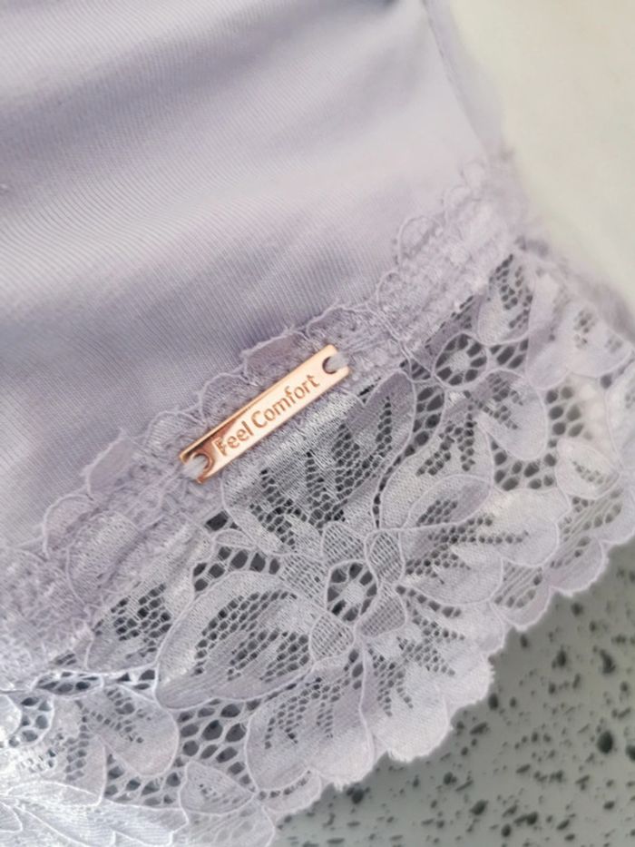 Brassière avec dentelle taille 44/46 - photo numéro 2
