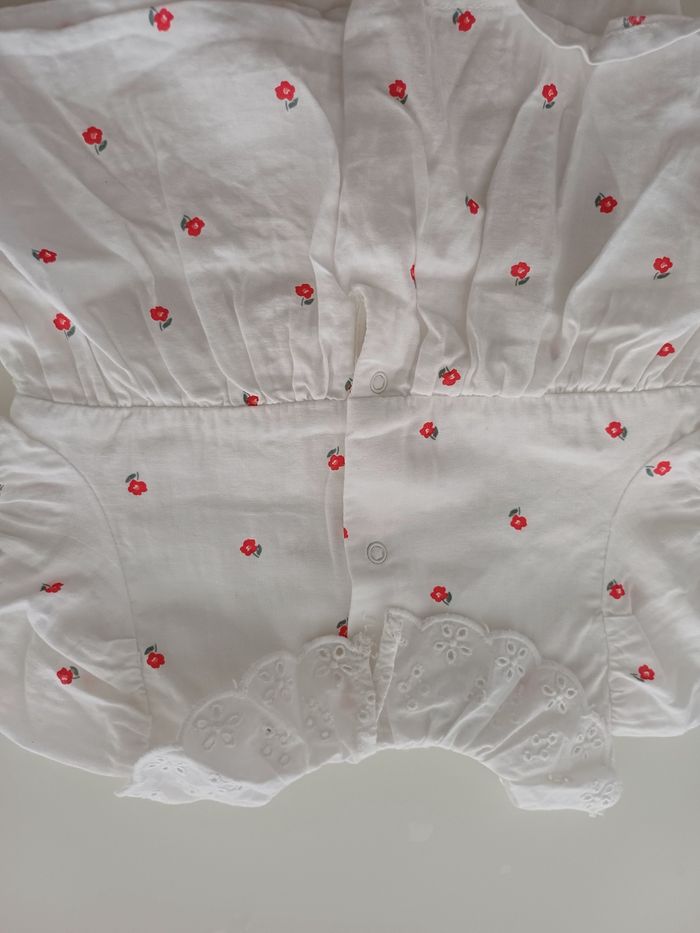 Robe neuve taille 9 mois - photo numéro 8