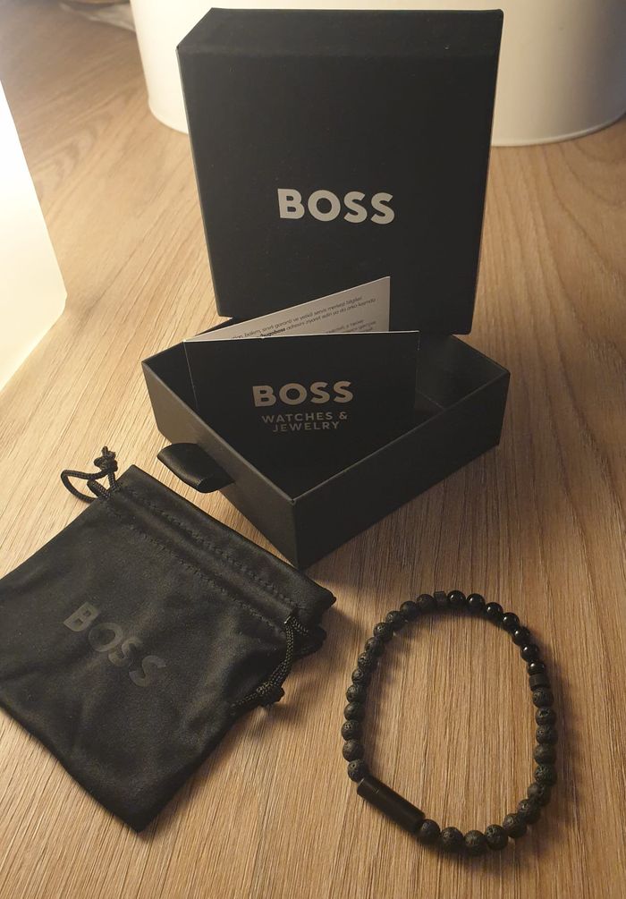 Bracelet Hugo Boss, Pierre de lave, noir, avec sa boîte cadeau - photo numéro 5