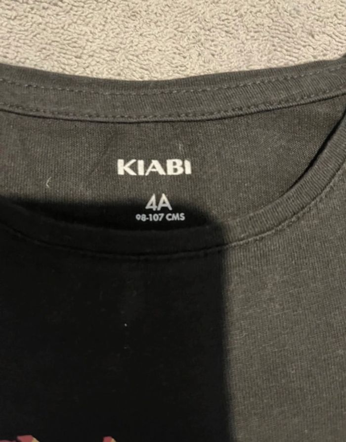 Lot 2 haut fille t 4 ans - photo numéro 5