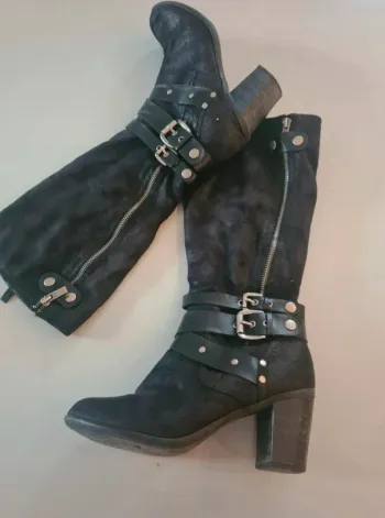 Jolies bottes zippées pointure 38