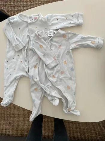 2 pyjamas coton Zara 1/3 mois