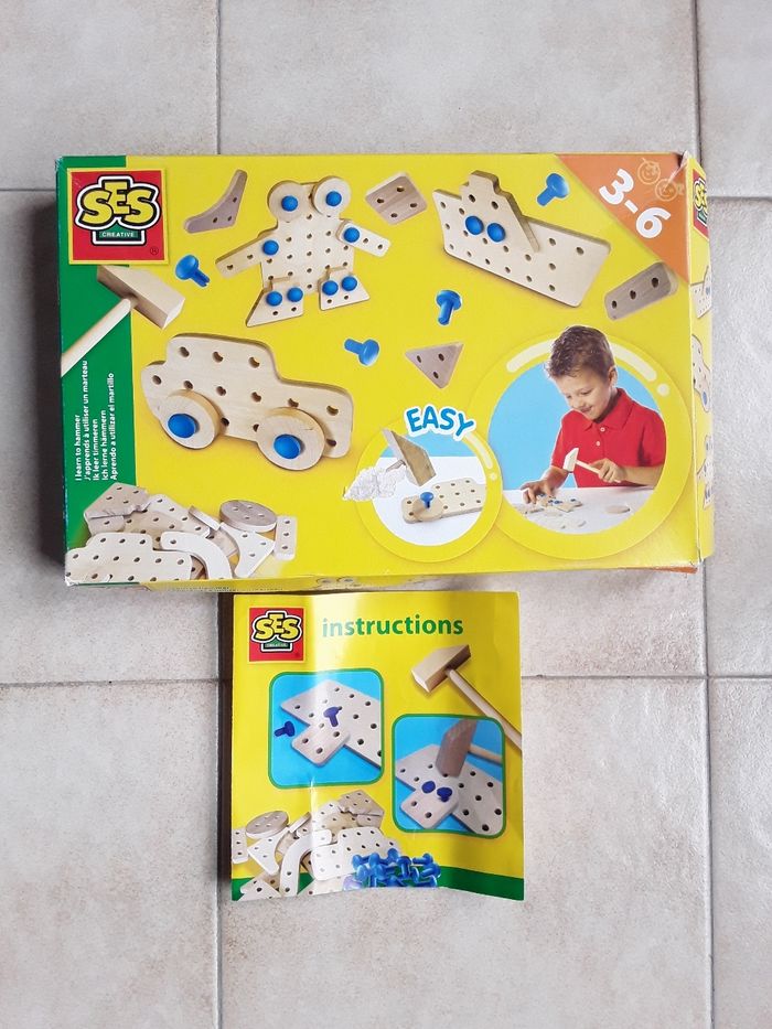 Jeu "j'apprends à utiliser un marteau" SES Creative 3-6 ans, Parfait état