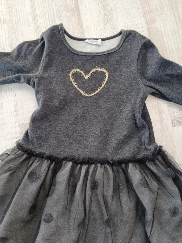 Robe  Taille 4 ans - photo numéro 3