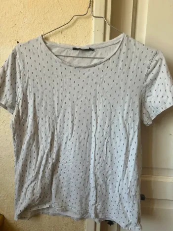 T shirt blanc à motif